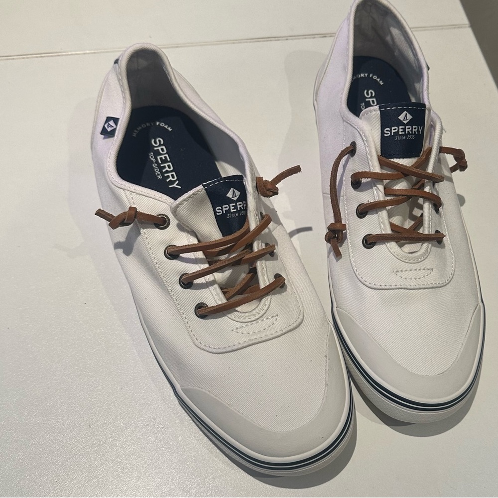 Sperry’s memory foam slip-on sneakers. White. Size 11 women’s